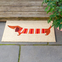 Load image into Gallery viewer, Doormat Sausage Dog