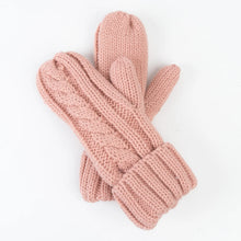 Load image into Gallery viewer, Mittens Cable Knit