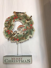 Load image into Gallery viewer, Wreath Light Up MDF

