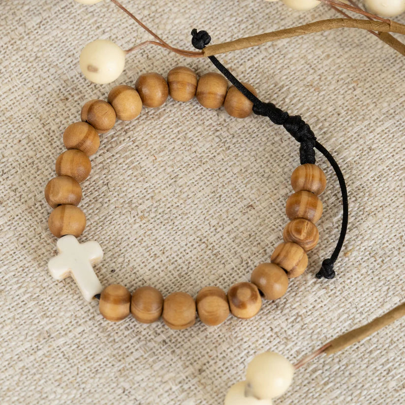 Bracelet Beaded Cross Golden Oak