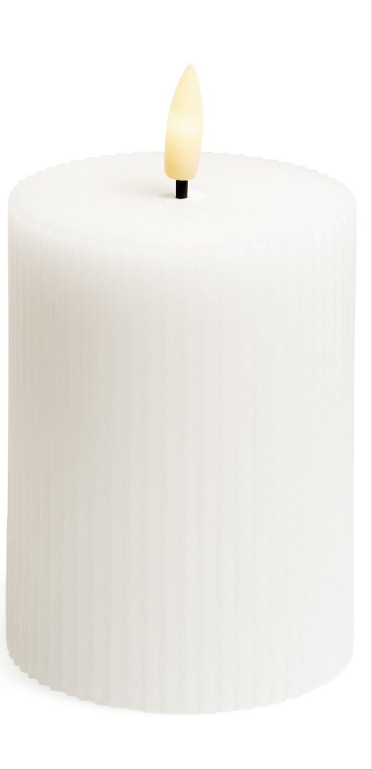Candle Pillar LED Ribbed 3x6