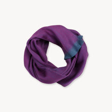 Load image into Gallery viewer, Scarf Seamless Alpaca
