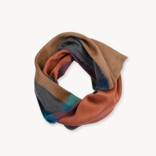 Load image into Gallery viewer, Scarf Seamless Alpaca Color Block
