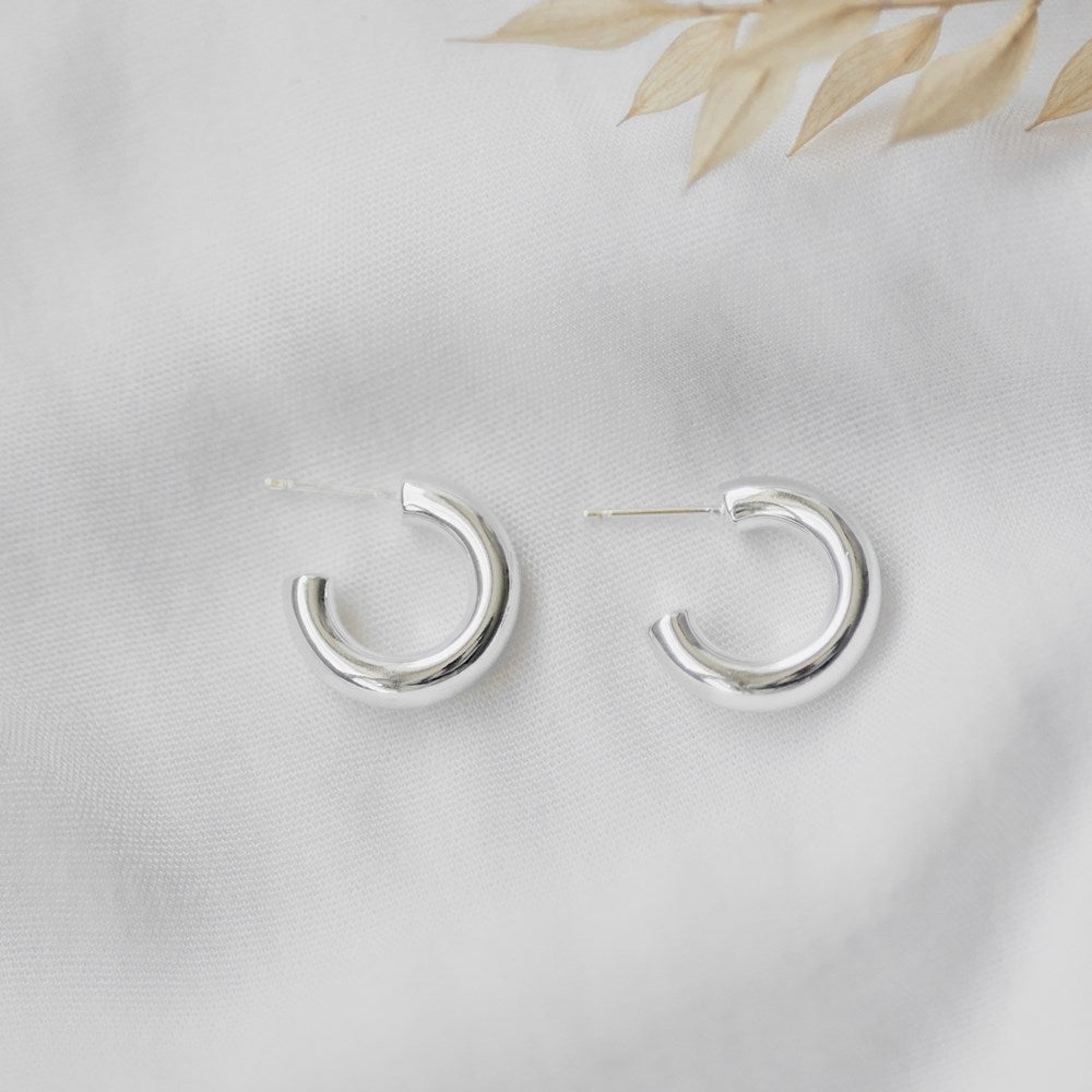 Earrings Ample Hoops Silver