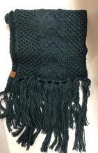 Load image into Gallery viewer, Scarf Knit Haven
