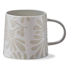 Load image into Gallery viewer, Mug Cream Floral
