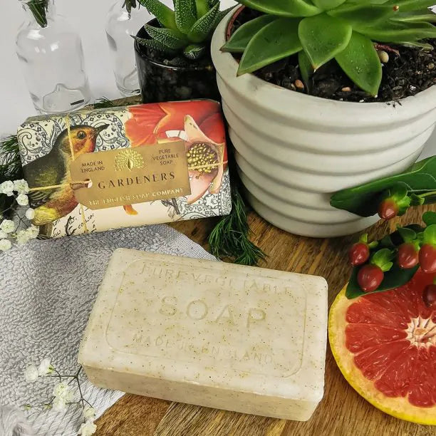 Bar Soap Gardeners Pink Grapefruit