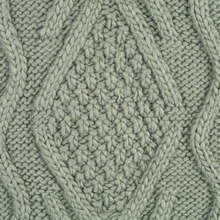 Load image into Gallery viewer, Scarf Knitted Cable
