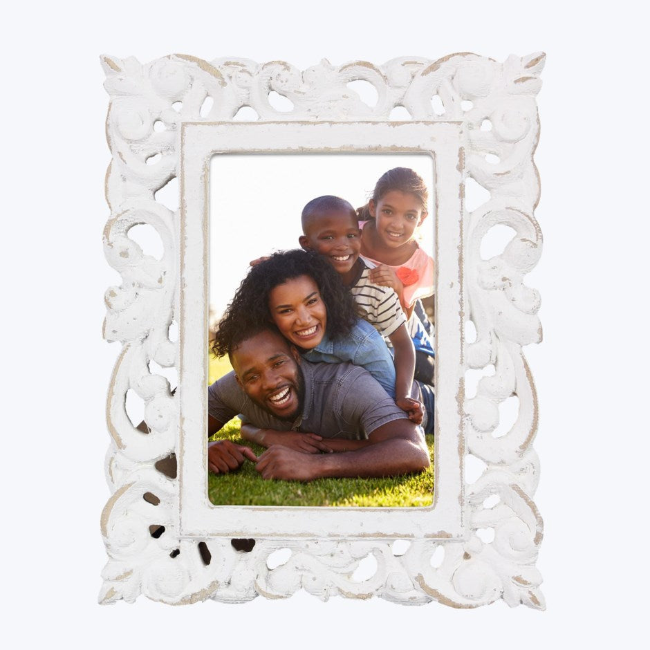 Wood 4X6 Photo Frame with Cutout Carving Design